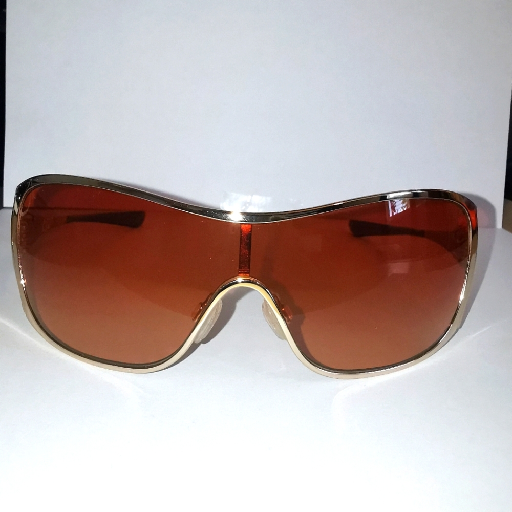 Oakley women sunglasses